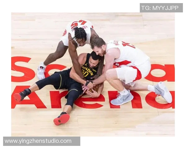 勇士逆转猛龙的传奇时刻揭示了团队精神与坚持不懈的力量